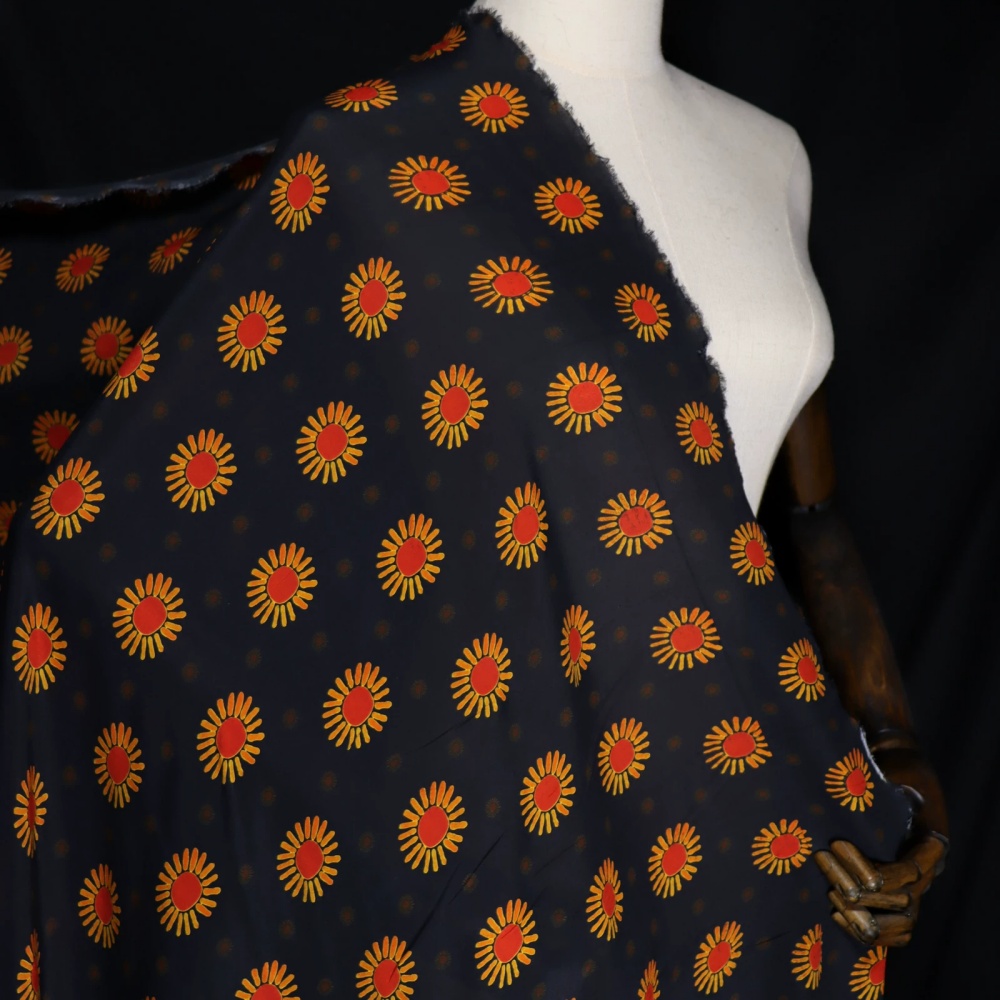 Sun Floral Small Dots Print Re - Good Floral & Wedding Decor Supply 评论和价格